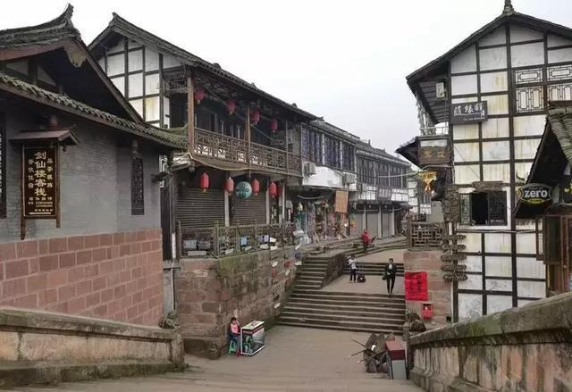 逃出美丽度假胜地